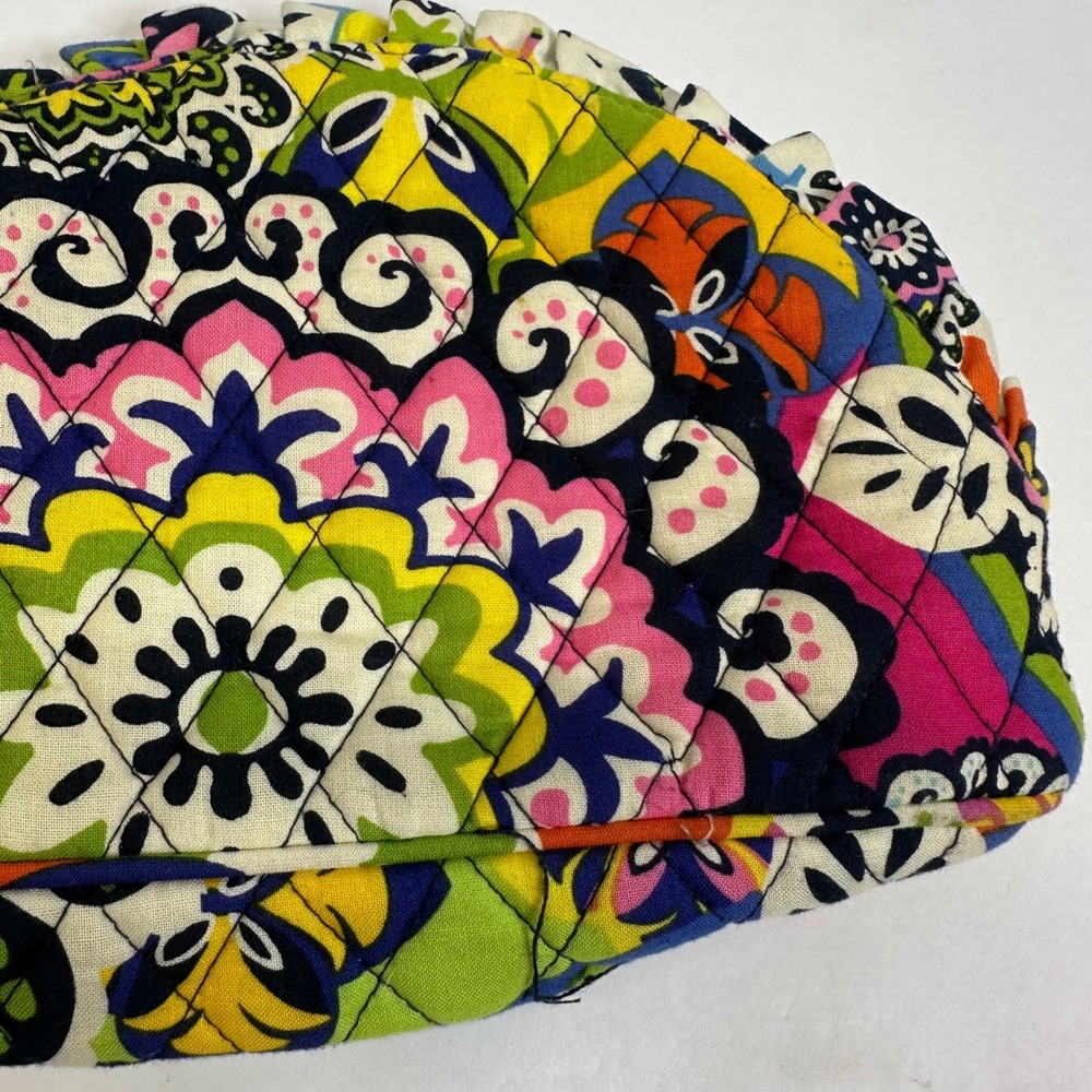 Vera Bradley Rio Pattern Colorful Makeup Bag Ruffle - Picture 4 of 13
